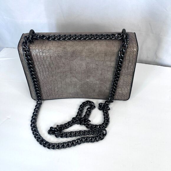 Faux Crocodile Horseshoe Front Buckle--Metal Sirens Chain Crossbody Strap Purse - Picture 2 of 11